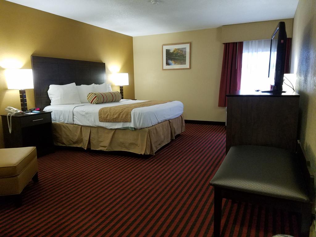 Best Western Martinsville Inn Buitenkant foto