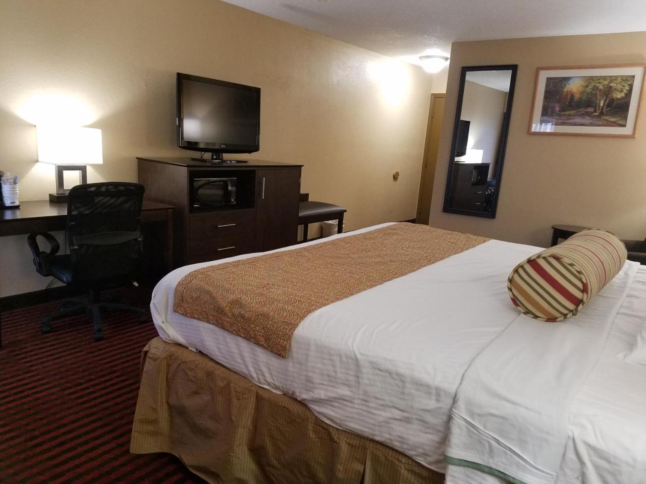 Best Western Martinsville Inn Buitenkant foto